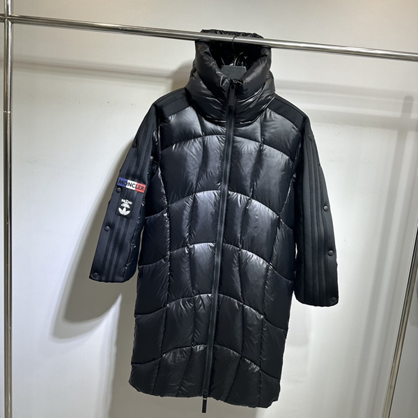 ハイクオリティダウンジャケット背面デザイン